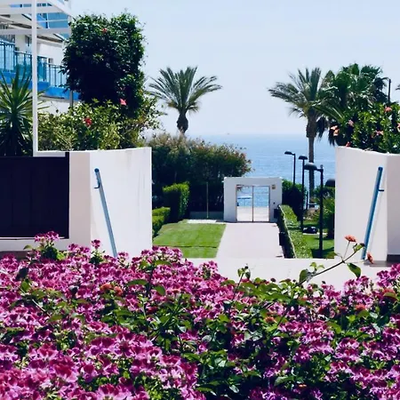 Apartamento Atico Lujo Primera Linea, Terraza, Piscina, Parking *